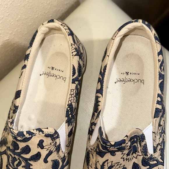 Bucket feet loafers size 8 - Picture 2 of 7